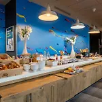 Centre Les Ports מלון 3*