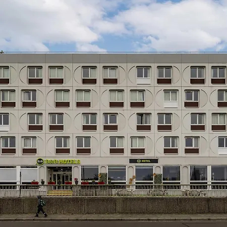 Centre Les Ports Hotel