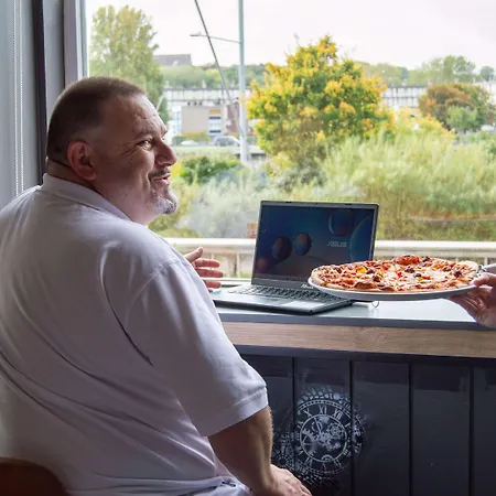 Centre Les Ports Отель