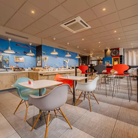 Centre Les Ports 酒店 滨海布洛涅