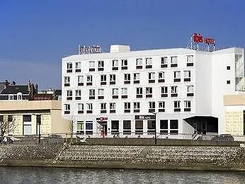 Centre Les Ports Отель Булонь-сюр-Мер