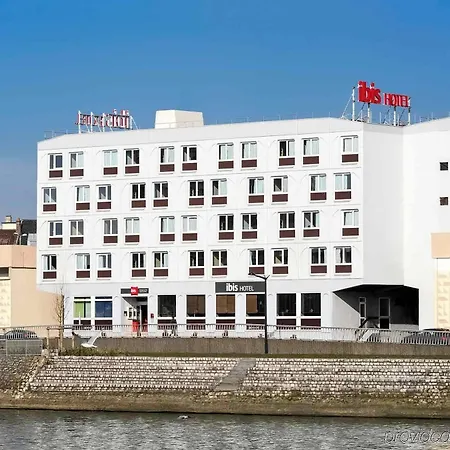 Centre Les Ports Hotell
