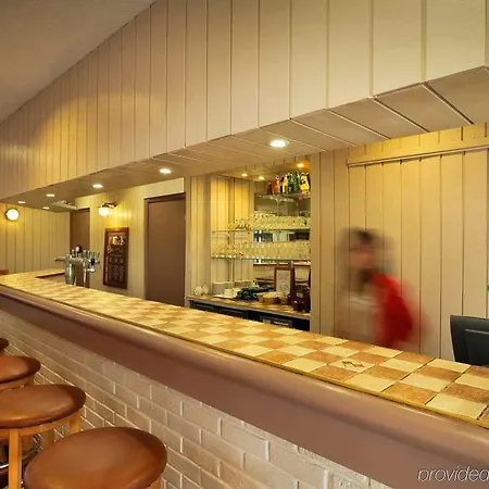 Hotell Centre Les Ports 3*