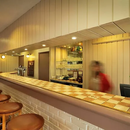 Centre Les Ports Булонь-сюр-Мер