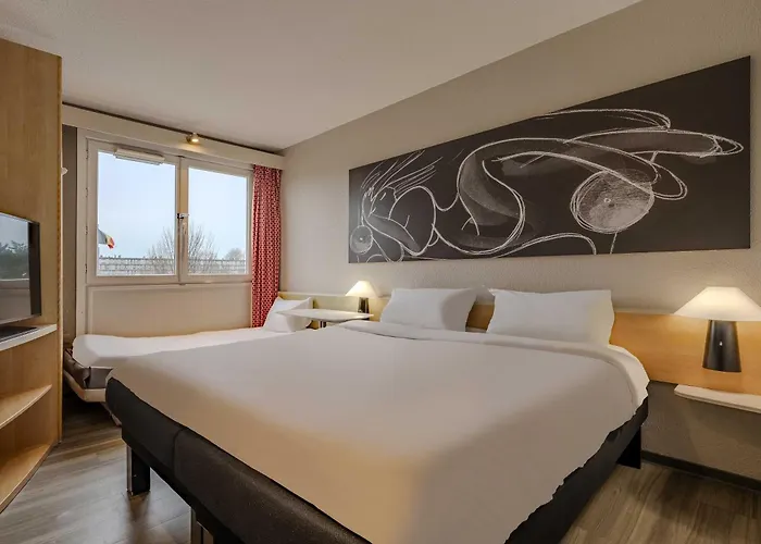 Hotel Centre Les Ports 3*