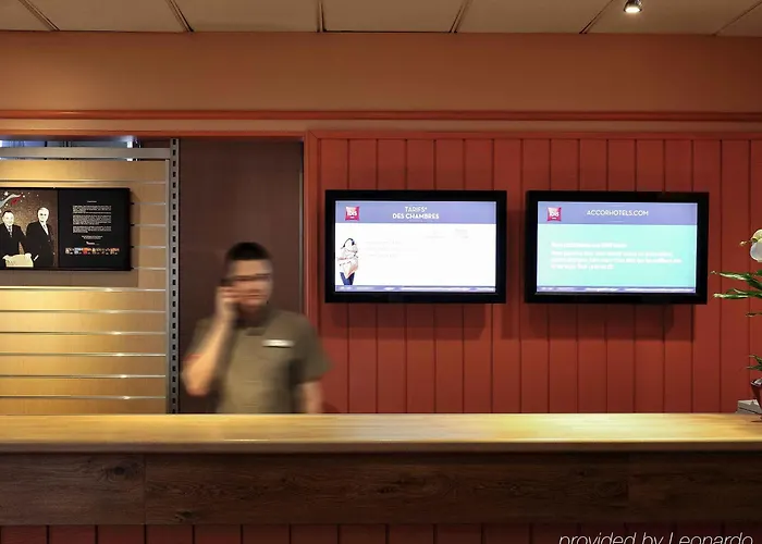 Centre Les Ports Hotell 3*