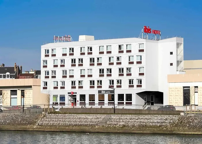 Centre Les Ports Hotel
